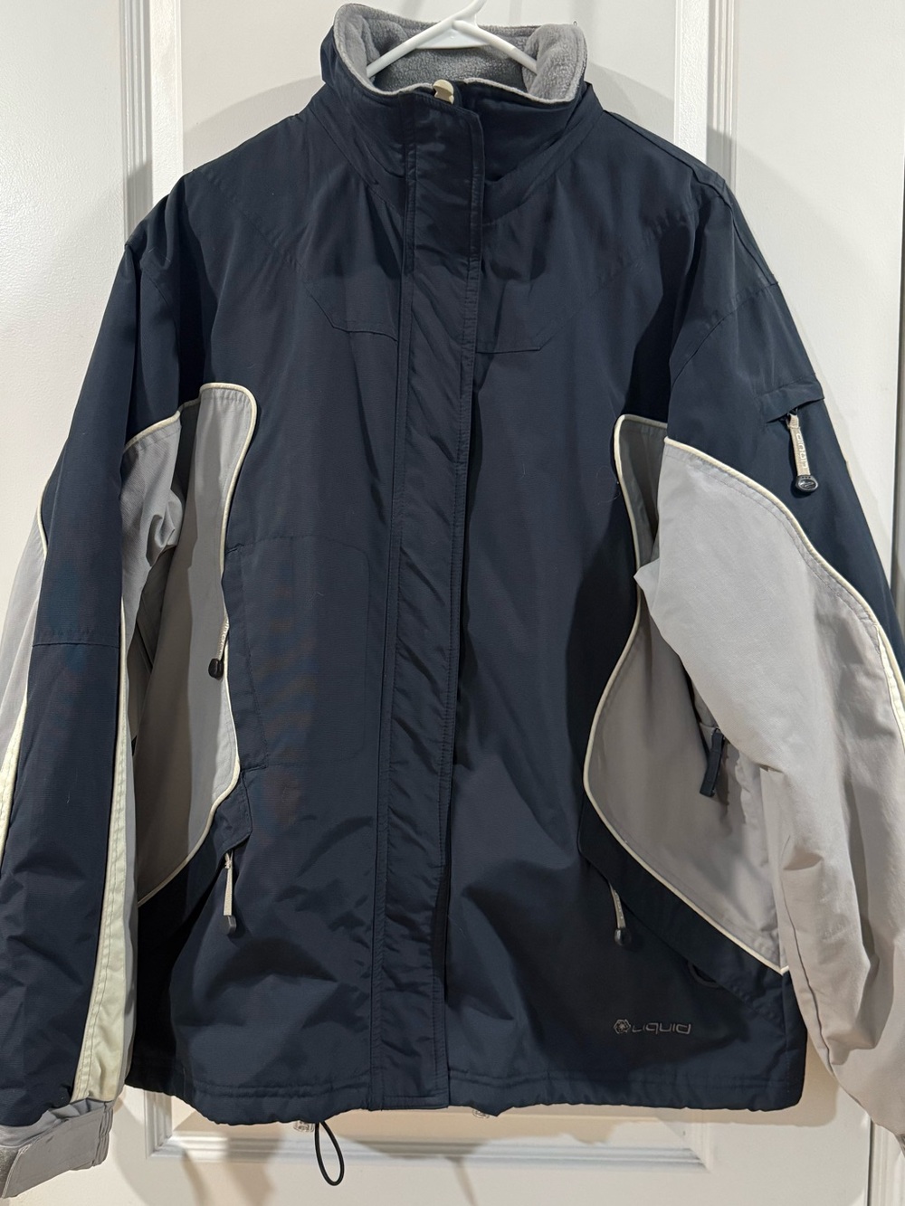 Liquid Girl Navy and Light Gray Snowboarding Ski Jacket ❄️